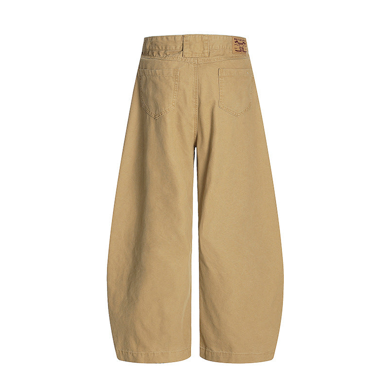 Curved knife jeans
