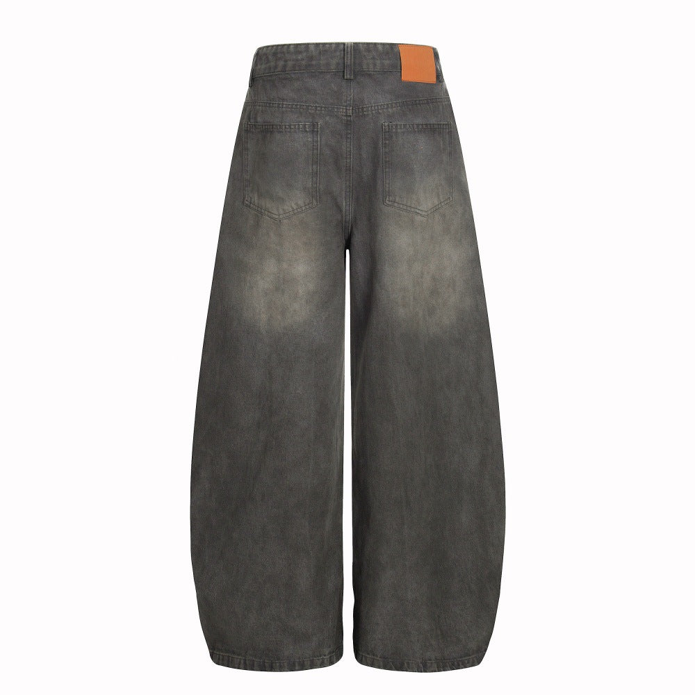 Bending knife jeans