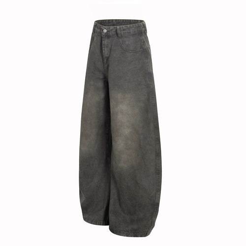 Bending knife jeans