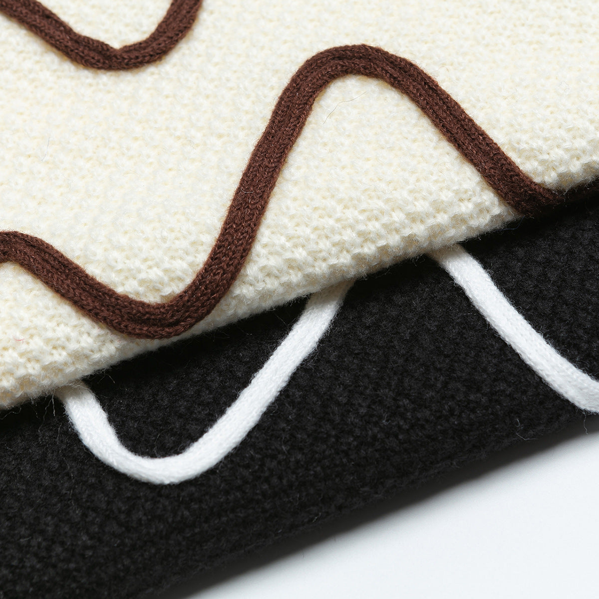 Color line design sweater